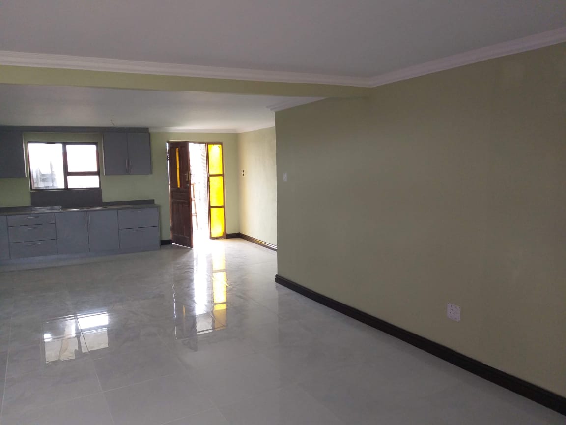 Swimming pool tiling project